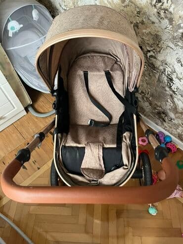 прогулочные коляски peg perego si completo: Uşaq arabası – bej/qızılı rəng tonlarında, naxışlı parça və dəri — 2