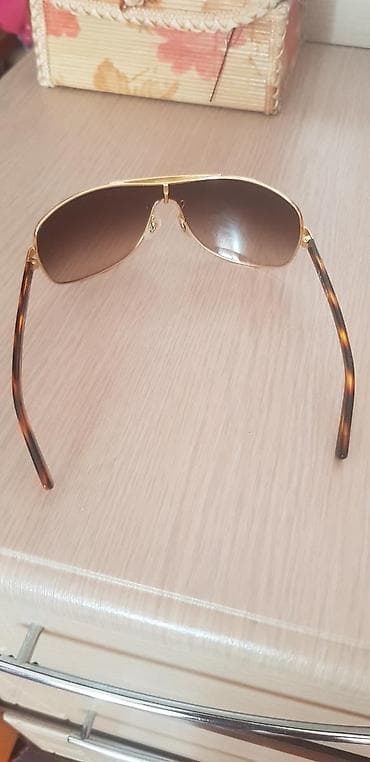 Наручные часы: Oriqinal Ray-Ban Yeni qadın eynəyidir. keçən il Dubaydan alınıb. heç — 3