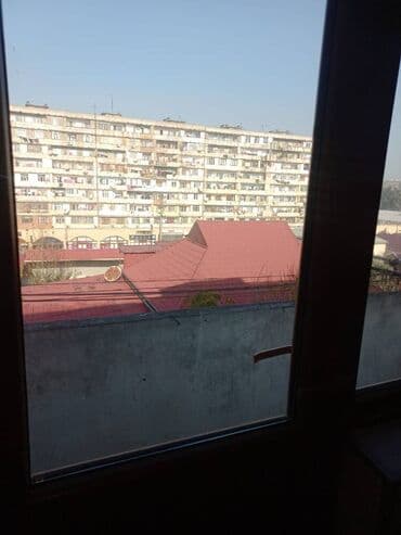 razinde 2 otaqli evler kiraye: Razində tolkuckaya yaxin 5 mertebeli binanın 5-ci mərtəbəsində — 9