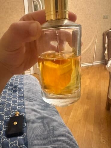 baccarat 540 qiymeti: Şüşə ətir flakonu - Şəffaf, qalın şüşədən hazırlanmış — 2