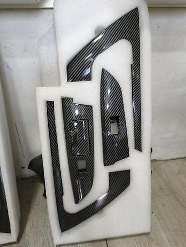 masin salon: Avtomobil salonu üçün karbon lif görünüşlü dekor panel dəsti. - — 1