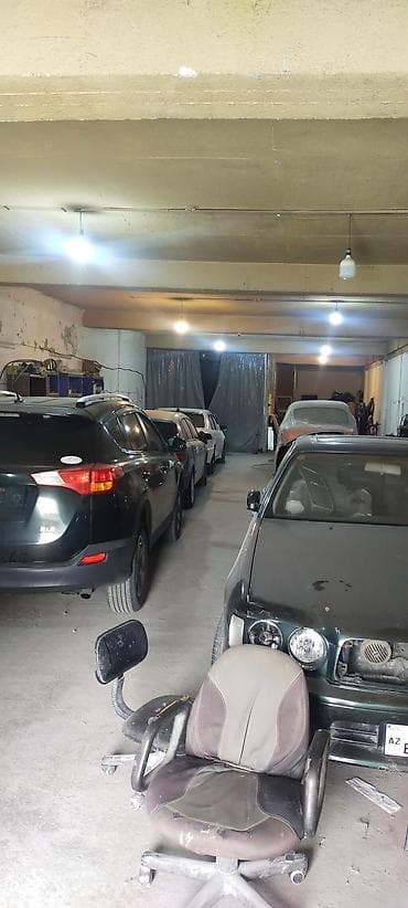 rəngsaz tələb olunur: Avto rəngsaz tələb olunur, 6/1, İşəmuzd ödəniş — 1