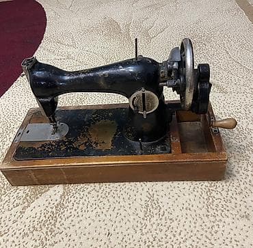 saatlar type 1: Mexaniki tikiş maşını – əl qolu ilə işləyən klassik model — 2