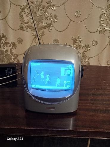 playstation 3 qiyməti: Əla işlək vəziyyətdədir heç bir problemi yoxdur 12 Voltla adapter ilə — 10