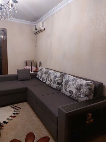 Alfa Romeo: Künc divan — 1