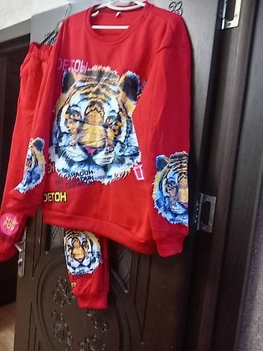 ev paltari: İdman dəsti, Asics, 2XL, rəng - Qırmızı — 2