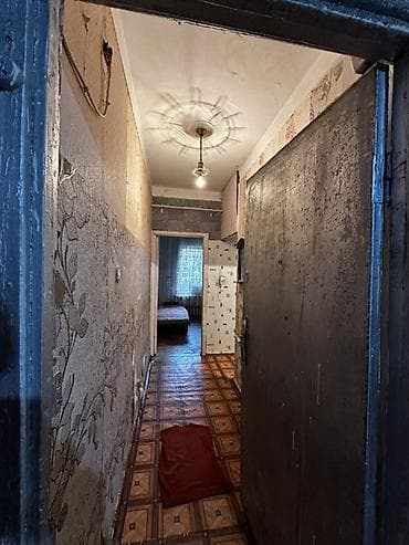 Mənzil 1 otaqdan 2 otağa düzəlmədir. Razində yerləşir.9 mərtəbəli