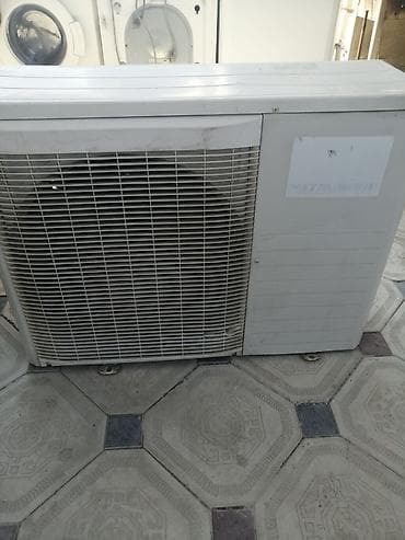 12 volt adapter: Split kondisionerin xarici bloku - Marka: Mitsubishi (etiket üzərində — 1
