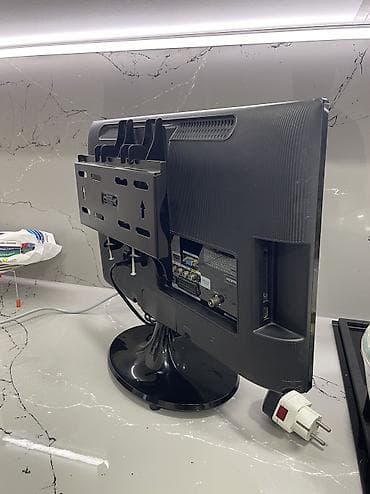 mini televizor: Samsung tv ideal vwziyyetdedir bakidadir.divar ucun kransteyinde — 3