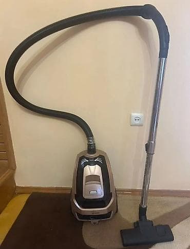 Avtomobil üçün siqnalizasiya: Tozsoran – silindr tipli, borulu Xüsusiyyətlər: - Güclü torbasız — 4