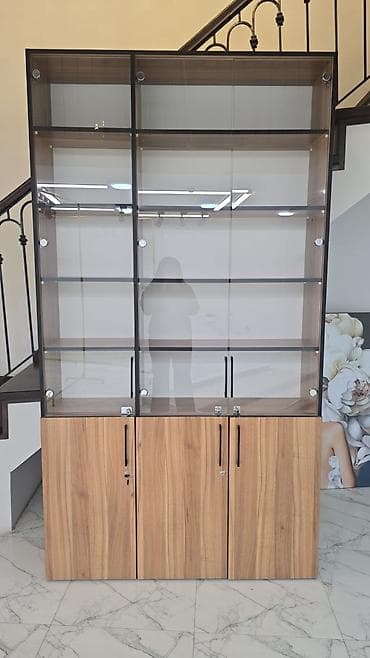 tank sekilleri cekmek: GularaŞkaf 250azn. Unvan Nəsimi bazarının yanı.F.Qasızadə 46// — 1