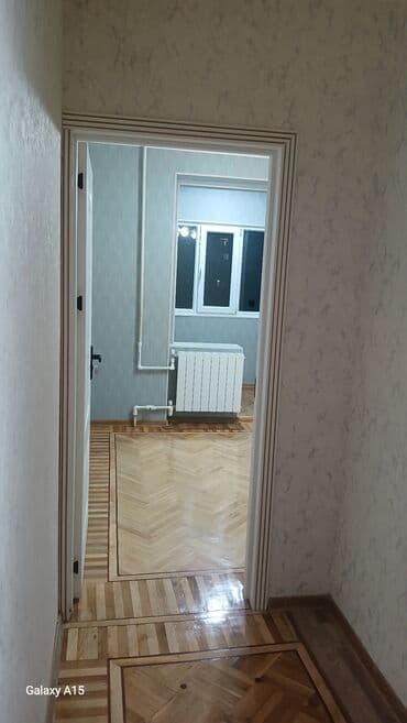 20 ci sahe kiraye evler 2025: KİRAYƏ ÜÇÜN İŞİQLİ və səliqəli mənzil otağı və geniş mətbəx. MENZİL — 21