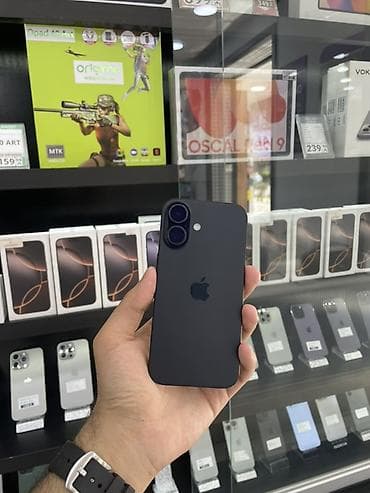 IPhone 16, 256 GB, Black Titanium — 3