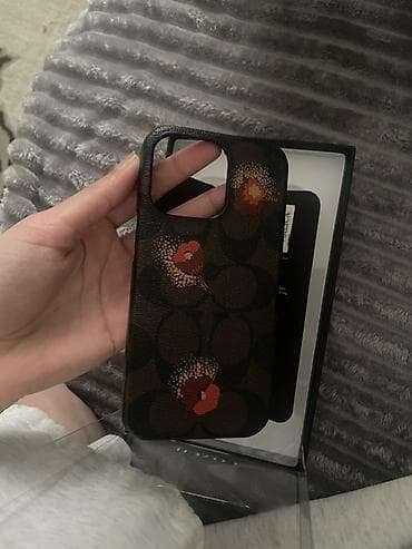 telfon kabroları: Məhsul: Coach Slim Wrap Case – iPhone 13 Pro üçün - Model uyğunluğu — 2