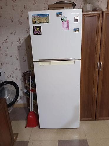 antik divan: Məişət əşyaları satılır. Dəhliz dolabı Paltar yuyan Soyuducu Samsung — 5