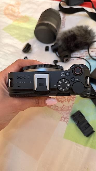 canon eos 2000d: Satılır: Canon EOS R50 V (Yeni vəziyyətdə) Canon EOS R50 V kamera — 3