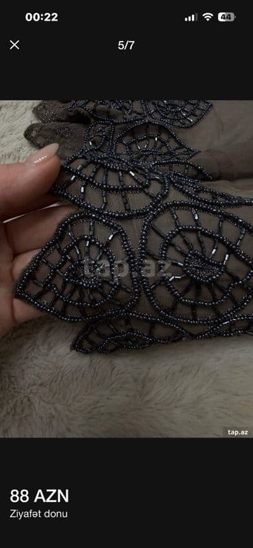 düz don modelləri: Ziyafət donu – 88 AZN - Rəng: boz-qəhvəyi ton - Uzunluq: dizə qədər — 5