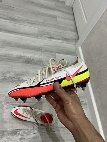 Trenajorlar: Butslar Nike, Ölçü: 41, İşlənmiş — 2