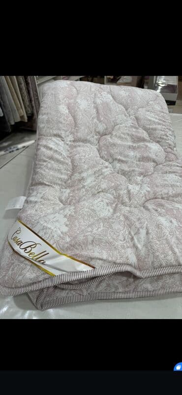 ədyal: Böyüklər üçün Bir nəfərlik Polyester Yorğan — 1