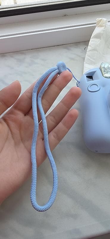 macbook 12: Fujifilm Instax mini 12 – pastel mavi rəngdə ani fotoaparat — 5
