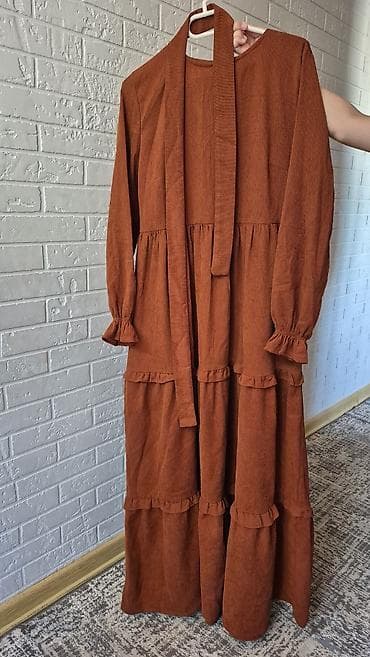 payiz qis geyimleri instagram: Hicab geyimi. ölçü 38-40 100 manata alınıb, 1 dəfə geyinilib. Material — 2