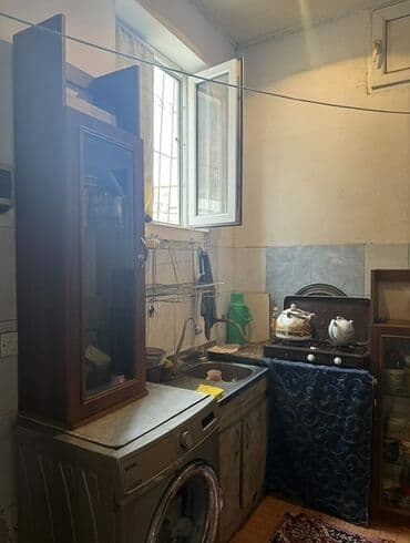 tələbələr üçün kirayə evlər otaq yoldası: Sumqayıt şəhər Esmira şadlıq sarayına yaxın, ərazidə yerləşən 2 otaqlı — 12