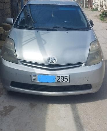muravey ucuz: Toyota Prius: 1.5 l | 2007 il Hetçbek — 1