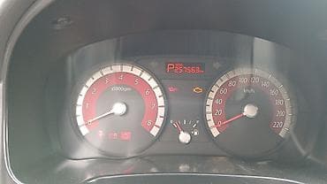 opel astra universal: Kia Rio – hetçbek, qara rəng Xüsusiyyətlər: - Kuzov: 5 qapılı — 10