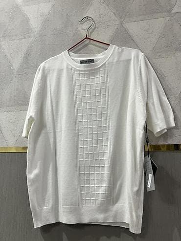 ag papaq: - Rəng: ağ - Model: qısaqol, dairəvi yaxa - Material: yumşaq trikotaj — 1