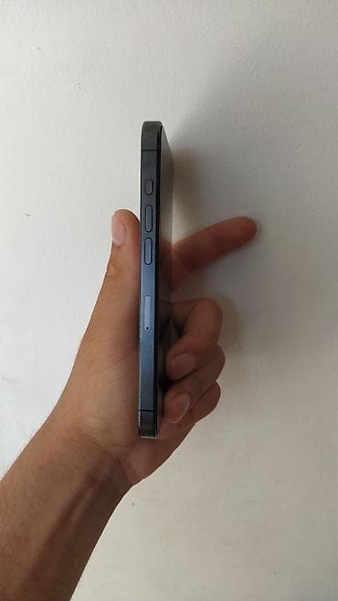 IPhone 15 Pro, 256 GB, Black Titanium, Zəmanət, Simsiz şarj, Face ID — 2