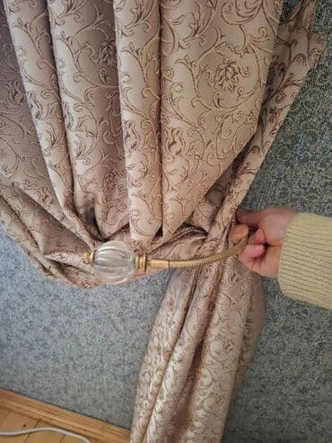 Pərdə və tüllər: İşlənmiş, Pərdə, rəng - Qızılı, Ünvandan götürmə — 2