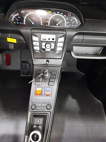 Uşaq avtomobili Porsche Möhtəşəm rəngi ilə ilk görüşdə özünə aşiq edən — 9