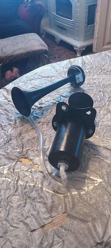 Avtomobil üçün siqnalizasiya: Avtomobil üçün hava siqnalı (klakson) dəsti - Komplekt: borulu siqnal — 1