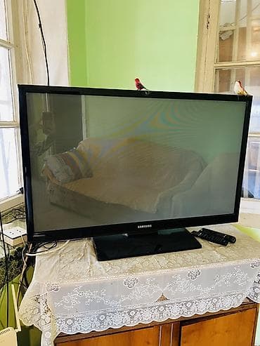 Samsung plazma/LED televizor - Ekran diaqonalı təxminən 40–43 düym - — 2