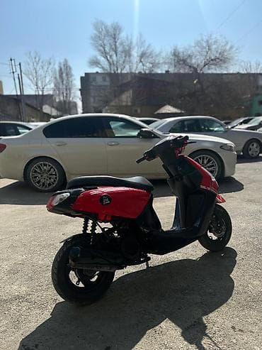 star c3: Qırmızı rəngli şəhər skuterı Xüsusiyyətlər:Salam Zigzag satılır.Mator — 2