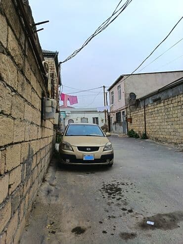 k5 kia: Kia Rio: 1.4 l | 2008 il Sedan — 4