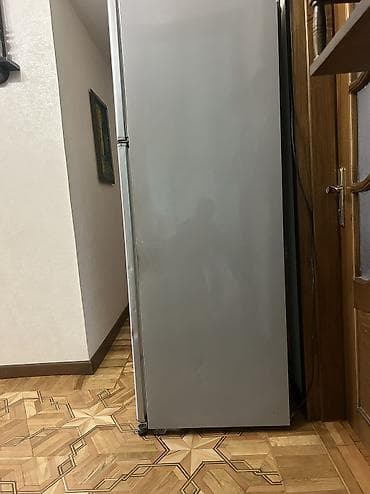 soyuducu sharp: Sharp soyuducu satılır. Böyük həcmli, motoru tam işləkdir. Yeganə — 1