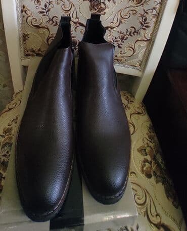 qış botları: Kişi üçün qəhvəyi Chelsea tərzli yarımboğaz ayaqqabı. YENİDİR — 5