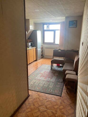 9 ci mikrorayon satilan evler: Bakı, 3 otaqlı, Köhnə tikili, m. Əhmədli, 82 kv. m — 4