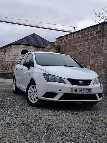 masin ucun bantik: Seat Ibiza, ağ rəng, hetçbek gövdə. Xüsusiyyətlər: - Kompakt şəhər — 1