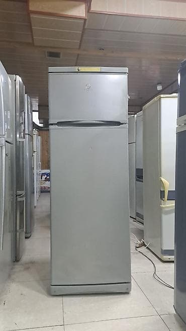 2 qapılı Indesit Soyuducu Satılır, rəng - Boz