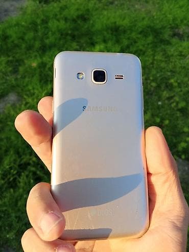 patron kamera: Samsung Galaxy J2 2016, 4 GB, rəng - Qızılı, İki sim kartlı — 2