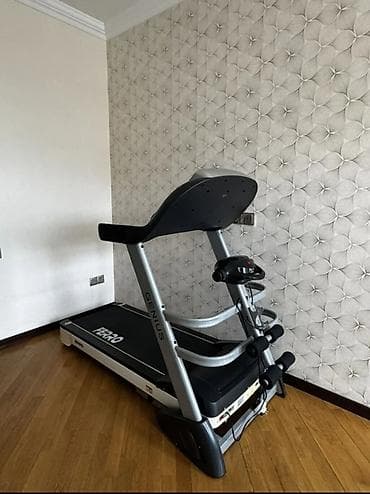 Спорт и хобби: Ferro GENIUS qaçış trenajoru - Güclü, sabit çərçivə və geniş qaçış — 2