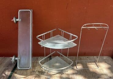 Hamam aksesuarları dəsti Tərkib: - Divara bərkidilən uzun şüşə rəf