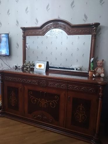 taxta komod: Güzgülü komod servant satilir,əla vəziyyətdədi,ölçüsü 2 metr 6 sm dir — 2