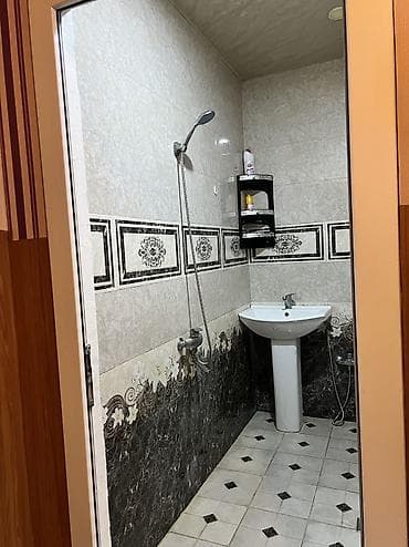 nerimanovda kiraye evler 2020: Salamaleykum Xirdalanda Melekmarketim qabagindaki 5 mertebeli binanin — 6