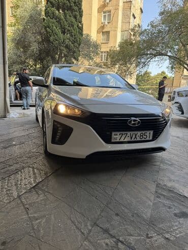 требуется водитель в азербайджане: Taksi sürücüsü tələb olunur, Avtomobilin icarəsi, Gündəlik ödəniş, 6 ildən artıq təcrübə — 17