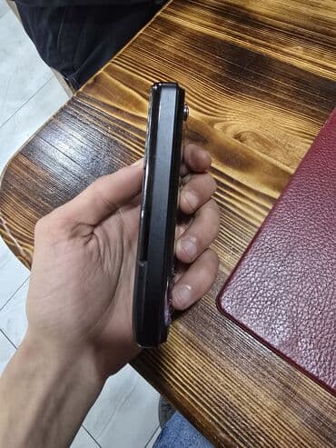 texno camon: Vertu Ti, rəng - Qara, Düyməli — 3