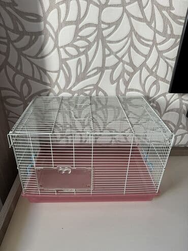 Kiçik heyvan qəfəsi - Ölçü: təxmini orta ölçülü (uzun düzbucaqlı