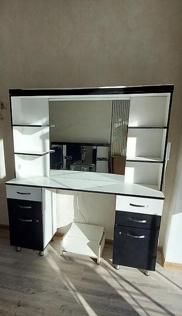 KİŞİ VƏ QADIN SALONU ÜÇÜN MEBEL YAXŞI VƏZİYYƏTDƏDİR ƏTRAFLI MƏLUMAT